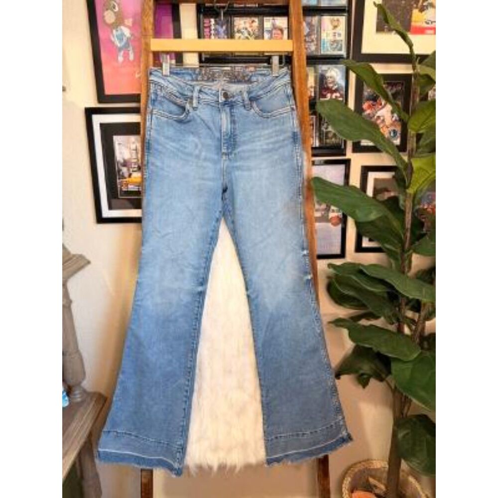 Wrangler Retro High Rise Trouser Flare Denim Jeans - Picture 3 of 5